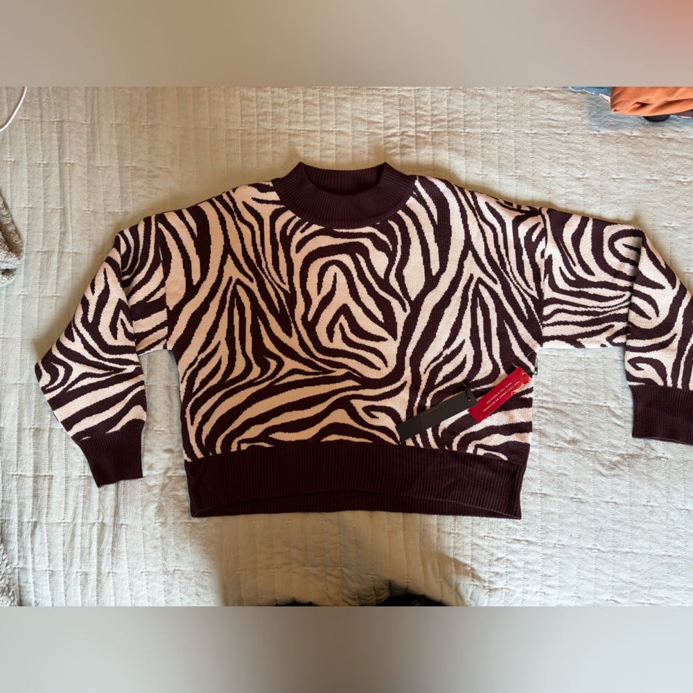 Carbon38 Zebra-Print Crewneck Sweater - Black & Cream - Picture 2 of 4